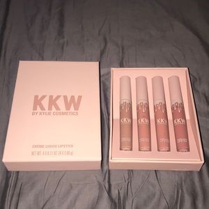 KKW by Kylie Cosmetics Créme Liquid Lipstick